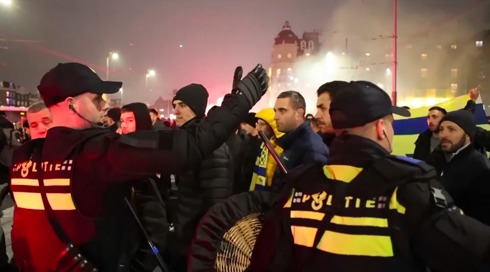 כניסת אוהדי מכבי תל אביב למשחק עם אסטון וילה נאסר בשל הסתמכות על מודיעין כוזב
