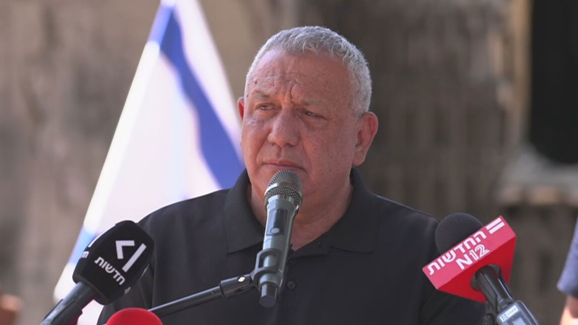גדי איזנקוט בניר עוז, 05.08.26