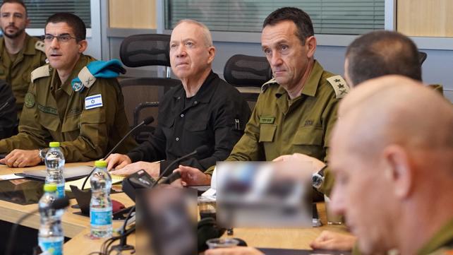 יואב גלנט והרצי הלוי