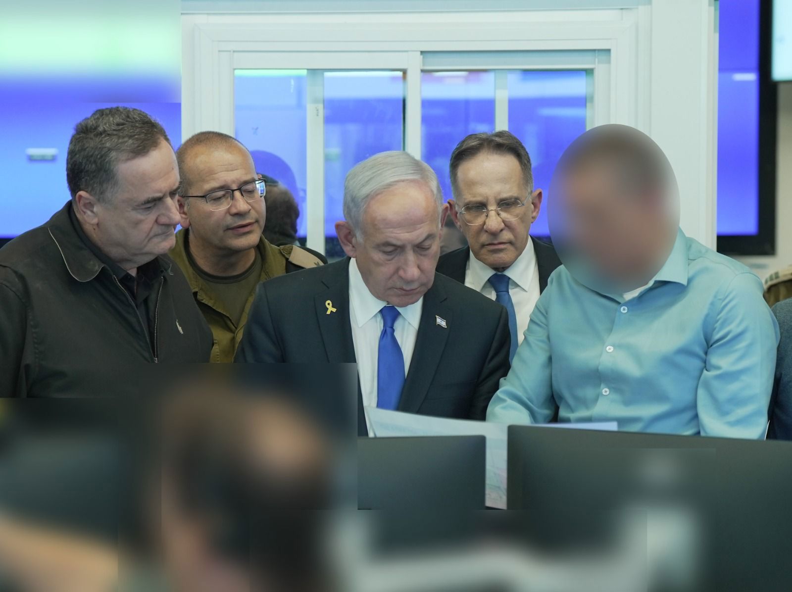 נתניהו, כ"ץ ובכירים נוספים מנהלים את המבצע בקטר