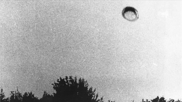 עב"מ, עצם בלתי מזוהה UFO