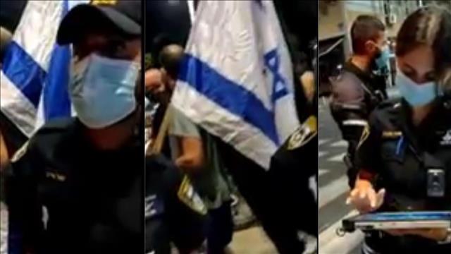 מפגינים שהתבקשו להזדהות קיבלו דו"ח מבלי שידעו בהפגנה בתל אביב, 12.10.20