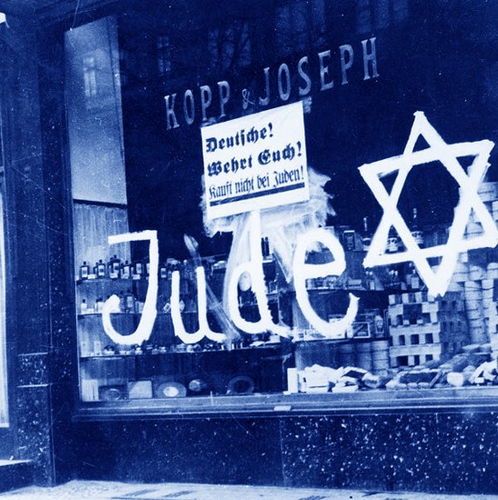 שנה בשעה - 1939 חלק א'