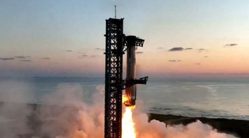תיעוד: הניסוי ההיסטורי של אילון מאסק ו-SpaceX