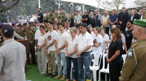 אלפים ליוו את הדר גולדין למנוחות: "גיבור, סוף סוף אתה בבית"
