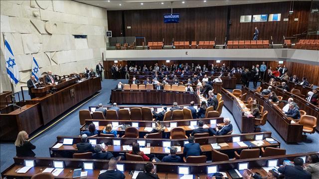 מליאה 