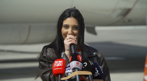 בדרך לבמה הגדולה בעולם: יובל רפאל והמשלחת הישראלית לאירוויזיון הגיעו לבזל