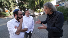 משאל חנוכה עם מנדי ביתאן