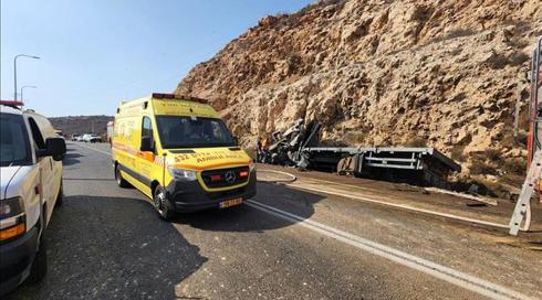 תאונה בשומרון: שני הרוגים בהתנגשות בין משאית ישראלית לפלסטינית סמוך לצומת תפוח