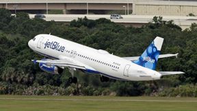 מטוס איירבוס A320-232 של ג'ט בלו איירווייז ממריא מפלורידה, 2014 (צילום: אי-פי)