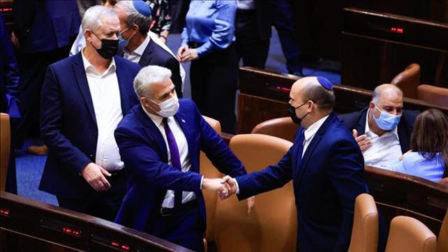 בנט ולפיד במליאה, 2.9.21
