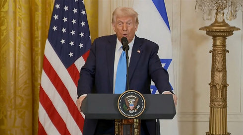 המומים: בעולם מגנים את התוכנית של טראמפ