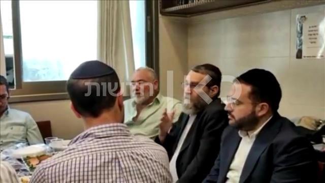 גפני בתיעוד