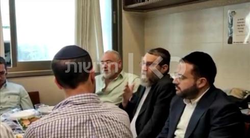 גפני נגד דרעי: "לא אתן לו להיות אחראי על הדתות. יכולים להגיע להבנות עד מחר"