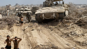 מחבלים נכנעים ברצועה