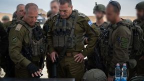 הרמטכ"ל זמיר מדבר עם לוחמים ברצועת עזה