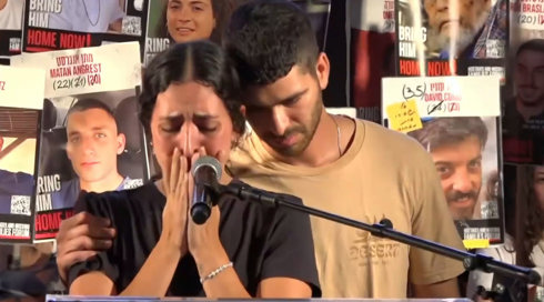 "נקווה שזו הפעם האחרונה": עם ישראל מילא את כיכר החטופים אחרי הסרטונים הקשים