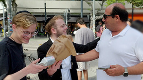 דאבל על הכסף | פרק הבכורה - חלק ב'