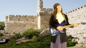 הרבנית המזמרת מרים צדיקוב