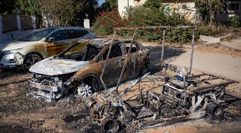 פרטים חדשים מתחקיר הטבח בנחל עוז: לוחמי גולני הדפו את ראשוני המחבלים