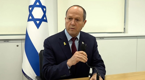 בזמן שיוקר המחייה מרקיע שחקים: כמה עולים לנו מסעות שר הכלכלה בעולם?