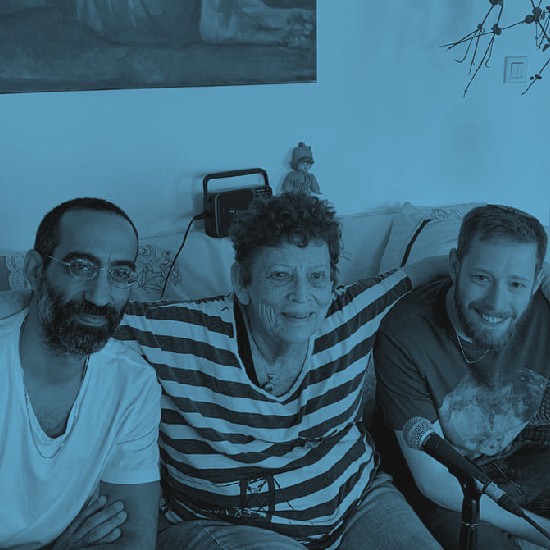 נורית זרחי: "אין שום מרחק ביני לבין העברית. היא מאפשרת לי לבשל אותה"