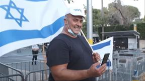 איציק זרקא - דוקותיים