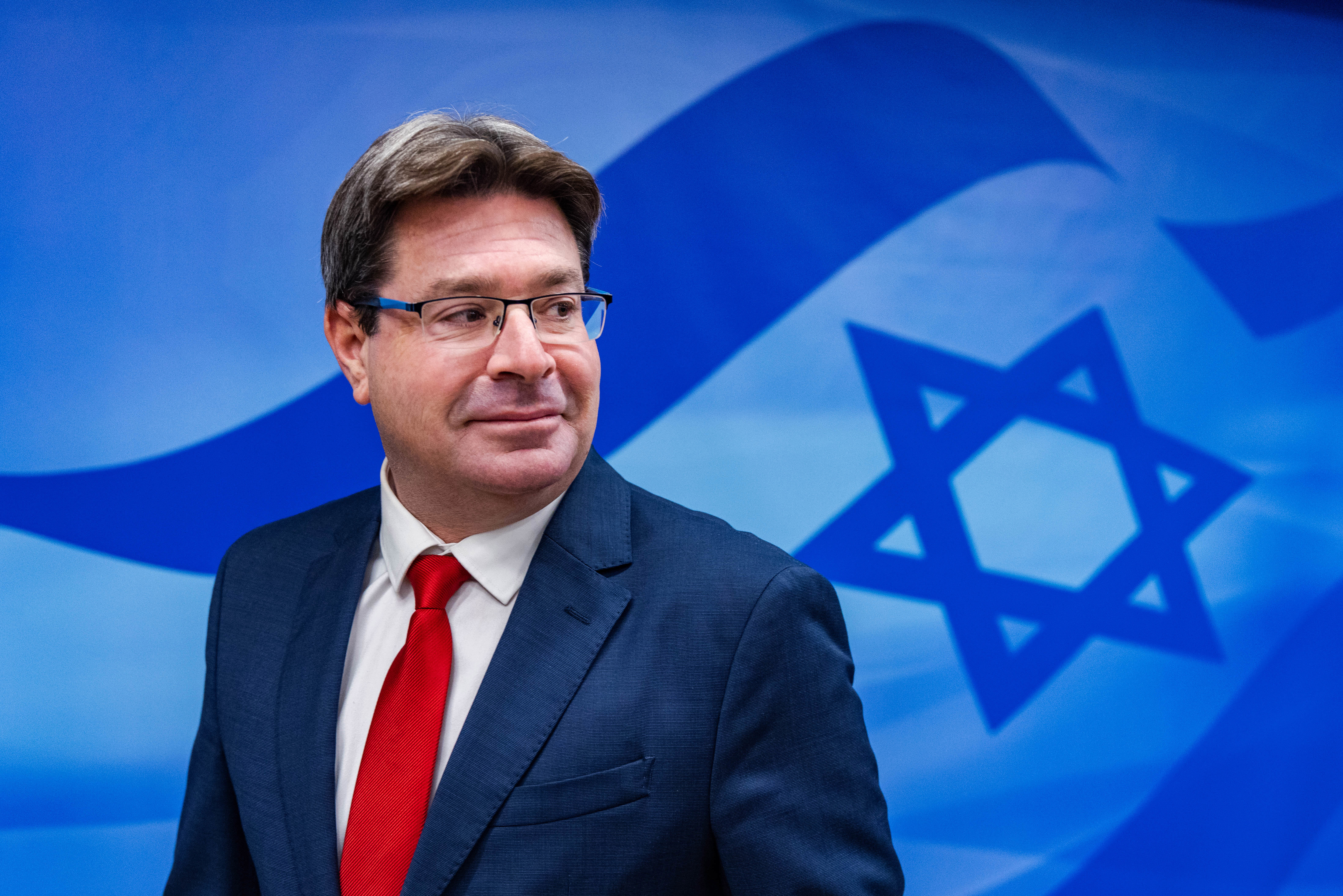 אוליבר פיטוסי, פלאש 90