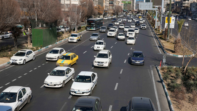 כביש במרכז טהראן, בירת איראן 