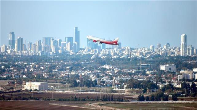 מטוס ממריא מנתב"ג