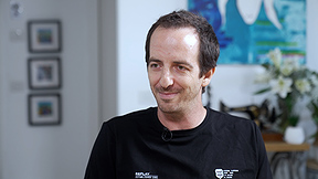 מקשיבים אילן
