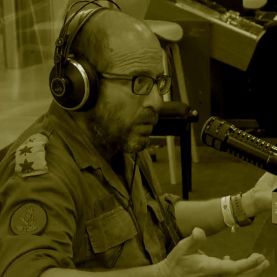 רוח, קרב | אמילי עמרוסי בשיחה עם ארז אשל