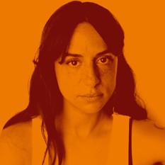 אקו בעשירייה