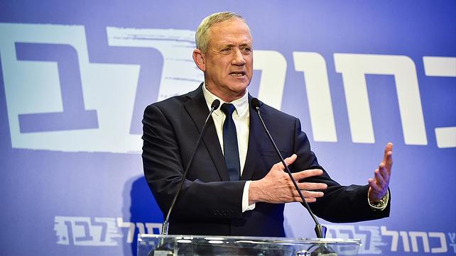 בני גנץ 