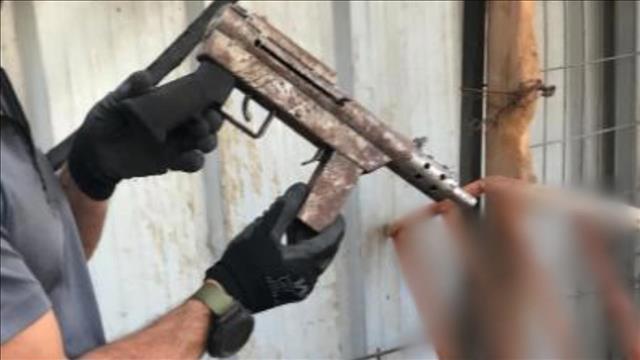 נשק, קרל גוסטב, תת מקלע, אלימות במגזר הערבי