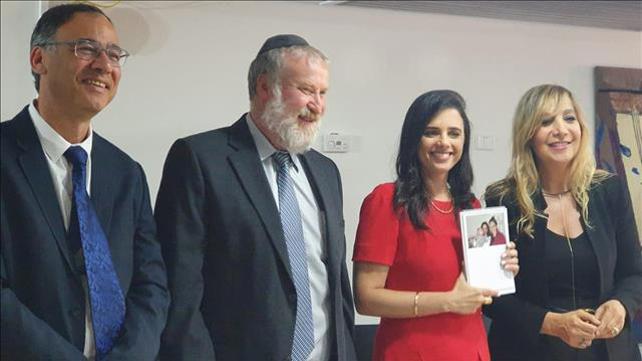 איילת שקד, שי ניצן, אביחי מנדלבליט, משפטים