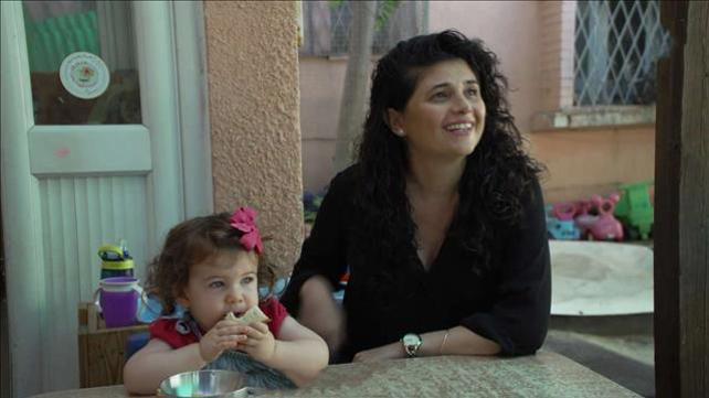 איך שורדים לידה במערכת הפוליטית? שרן השכל חוז