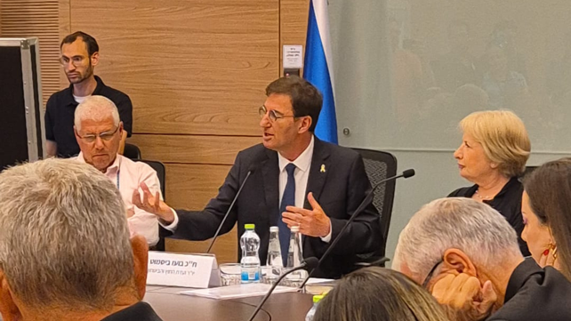 יו"ר ועדת חוץ וביטחון בועז ביסמוט בדיון הראשון בראשותו בוועדה