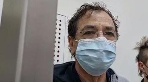 פסיכותרפיסט חשוד שביצע עבירות מין במטופל בן 12 במשך עשור