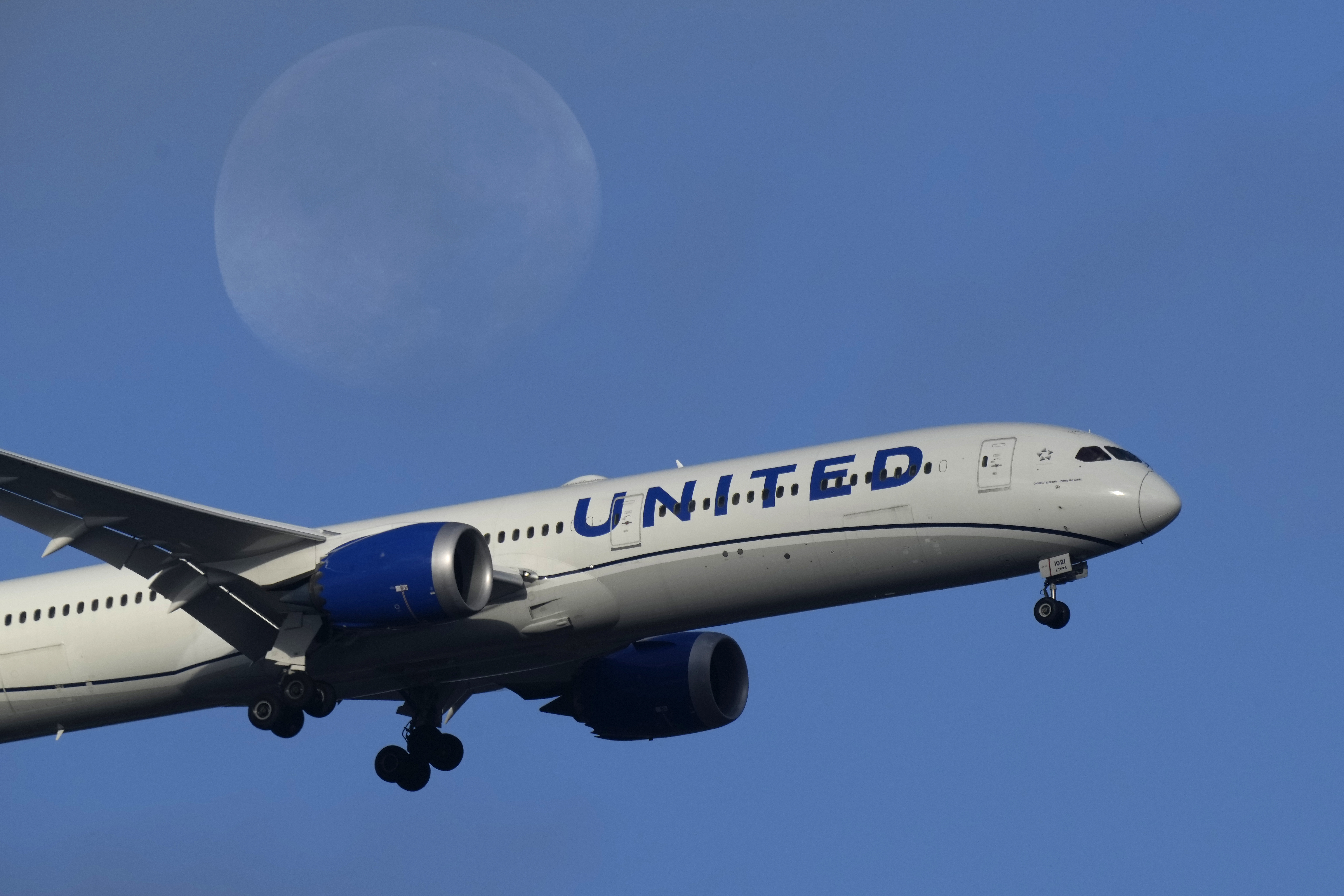 מטוס united airlines