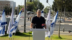 יו"ר מפלגת המילואימניקים והכלכלית יועז הנדל בהצהרה לתקשורת, 8 באוקטובר 2026
