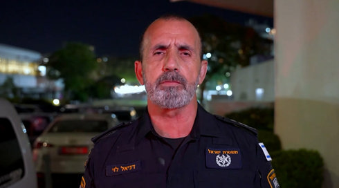 בקבוקי תבערה, שיחות טלפון ואיומים ברצח: הצצה לתעשיית הפרוטקשן של ב"ש