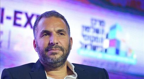 רון קובי בסכנת פיטורים לאחר שהתקציב העירוני לא עבר