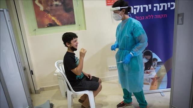 בדיקת קורונה לילדים