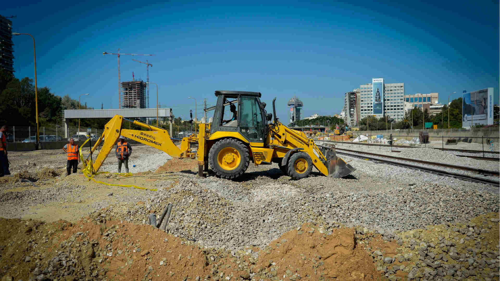 עבודות במסילת רכבת בתל אביב, בשנה שעברה