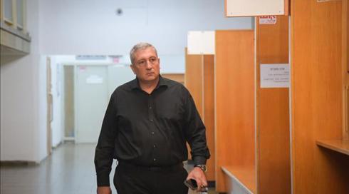 לבקשת עד המדינה ניר חפץ: הפרקליטות שינתה את עילת סגירת תיק שבו נחשד מחוסר ראיות לחוסר אשמה