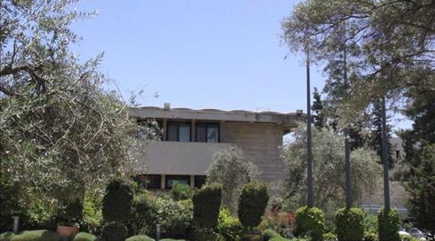 יועץ בבית הנשיא נחקר בחשד לשיבוש חקירה בפרשת אלימות בה נאשם בנו