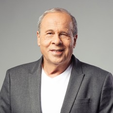 מחבר קובי ברקאי 