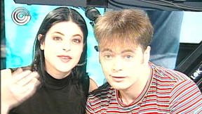 אדם ומירב מיכאלי מביטים למצלמה. 9.5.1996