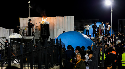 בישראל מעריכים שחיזבאללה ינסה לשגר רקטות למירון; המשטרה מתכוננת להגעת פלגים קיצוניים